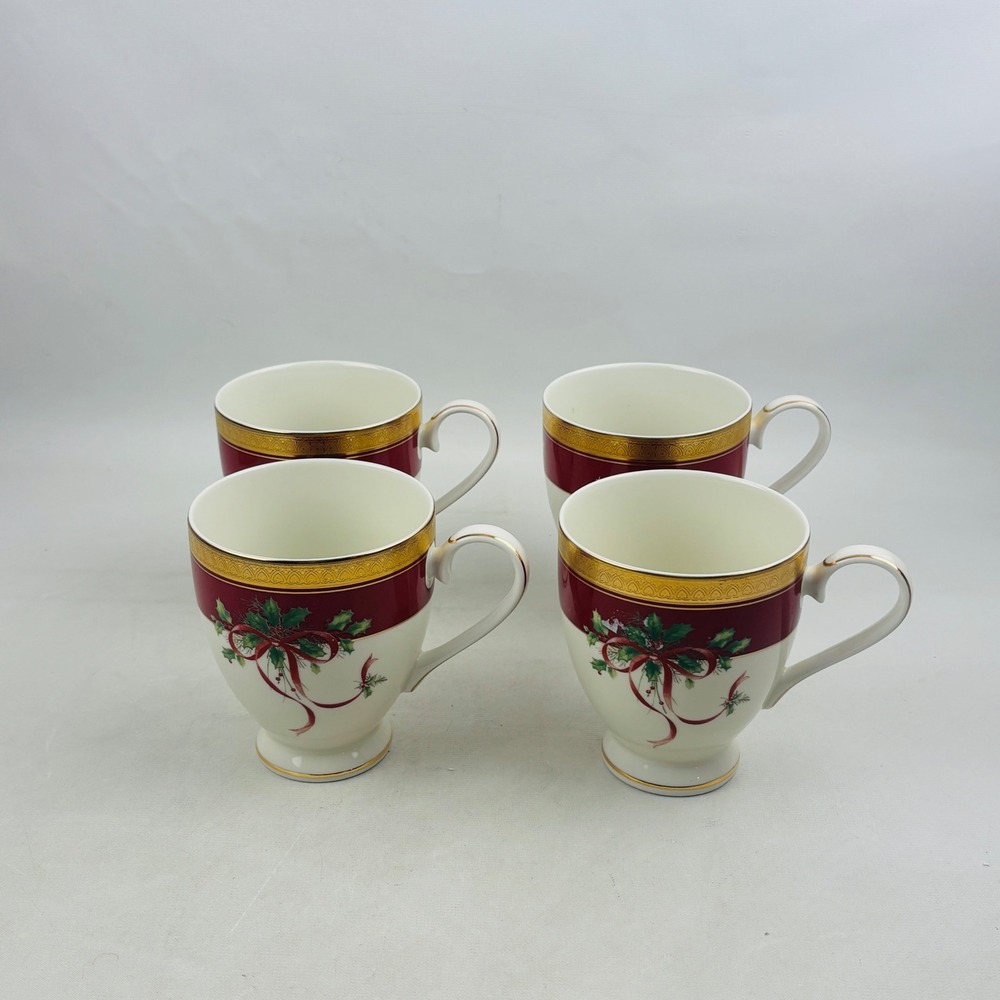 Mikasa Palatial Holly Gold Mug Set of 4 Red Gold Trim‎ Bow Christmas Holidays